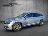 VW Passat Variant, Elegance, Jahr 2022 - Uffenheim