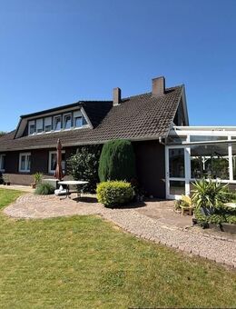 Wohnhaus mit 2 Wohneinheiten in zentraler Lage - Emstek