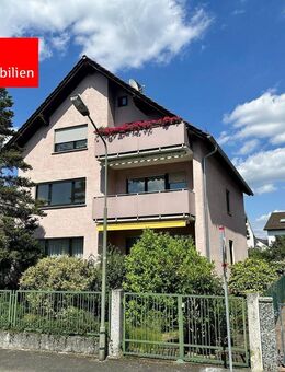 3-Familienhaus mit Einzelgarage und Traumgrundstück in Mühlheim-Lämmerspiel - Mühlheim (Main)