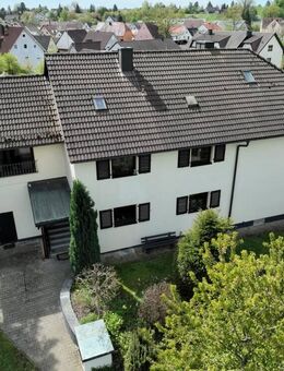 Etelskirchen einzigartiges saniertes Mehrfamilienhaus mit traumhaft geplegten Garten und Seeblick - Höchstadt (Aisch)