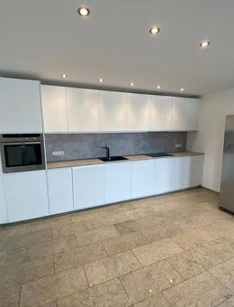 Exklusive 5-Zimmer Wohnung mit großer Terrasse in Friedberg zu vermieten - Friedberg (Hessen)