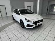 Hyundai i30, 1.6 CRDI Edition 30 ALLWETTER, Jahr 2021 - Laatzen