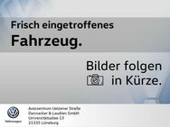 VW Golf, 2.0 TDI VIII R-Line App-Con, Jahr 2021 - Lüneburg