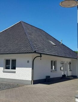 Ihr Traum in Weiß steht zum Einzug bereit! Bungalow zum ebenerdigem Wohnen! - Lindern (Oldenburg)