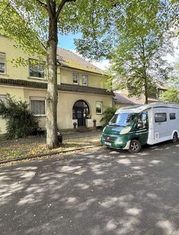 Gepflegtes Zweifamilienhaus mit vielseitigen Nutzungsmöglichkeiten - Marl (Nordrhein-Westfalen)