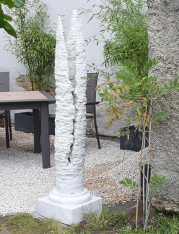 Säule aus weißem Carrara-Marmor - Stuttgart
