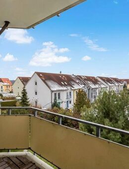 Geräumige 3-Raumwohnung mit Balkon und Stellplatz in Freiimfelde - Merseburg