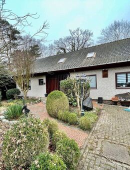 Einfamilienhaus mit Einliegerwohnung im Dach: Viel Platz, 6 Zi., Loggia, gr. Garten, Terrassen, 1 Garage, 2 Stellplätze - Wildeshausen