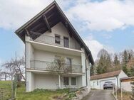 Sanierungsbedürftiges Einfamilienhaus in idyllischer Wohn- und Hanglage in Bernhardswald - Bernhardswald