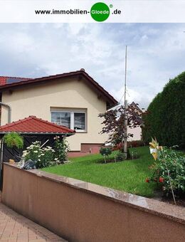 Freistehendes ZFH, 320 m² mit vielen Extras - Garage, 2 Stellplätze, Photovoltaik - 99958 Tonna - Tonna