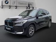 BMW X1, sDrive18i ParkAss ActiveGuard, Jahr 2022 - Eggenfelden