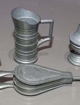 Zinn Miniaturen für Setzkasten Puppenhaus Sammler L002 - Spraitbach