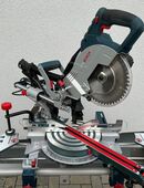 Kappsäge | Gehrungssäge | Paneelsäge inkl. Ständer | Marke: Bosch Professional – Miete in 97294