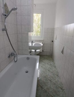 Für Sparfüchse...günstige 3-RW mit Wanne u. Balkon!!! - Freiberg