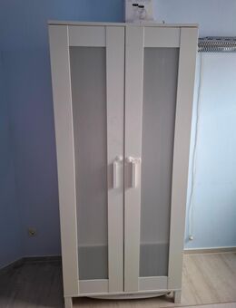 Kinderzimmer Schrank und Babybett - Crimmitschau