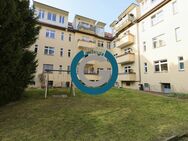 MIT BALKON & HOLZDIELEN - SCHÖNER GEMEINSCHAFTSGARTEN- GUTE RAUMAUFTEILUNG FÜR FAMILIE ODER WG - Berlin