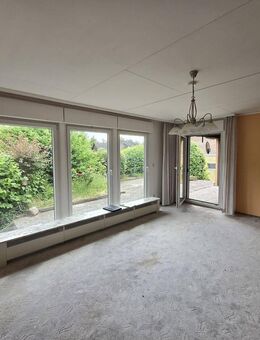 Großzügiges Einfamilienhaus mit Ausbaupotenzial auf dem Grundstück in Obershagen - Uetze