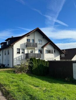 GROSSZÜGIGE 3-ZIMMER-OBERGESCHOSSWOHNUNG MIT BALKON UND TIEFGARAGENSTELLPLATZ - Wüstenrot