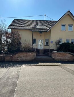 Das besondere Einfamilienhaus mit Einliegerwohnung/Praxis oder Büro - Wadern
