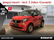 smart ForTwo, coupe Pure hinten gr Tank, Jahr 2019 - Neuss