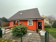 Einfamilienhaus mit Doppelgarage und Gewerbeeinheit auf ca. 800m² Grundstück im grünen Zehdenick zu verkaufen! - Zehdenick