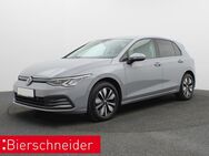 VW Golf, 1.5 8 eTSI Move PARKLENK, Jahr 2023 - Regensburg