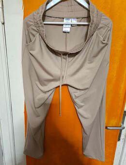 Bequeme Hose in Beige Gr. 21 - Neumünster