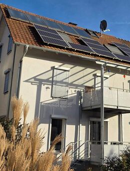 Top sanierte Zweifamilien-Doppelhaushälfte mit Garten, Pool, PV uvm. - Hausach