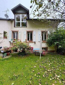 4,5-Zi-Whg 97qm mit Galerie + Zusammenlegung von 2 Wohnungen + in Gründerzeit-4-FamHs + auf Wunsch mit GartenWerkstattHaus + Paradiesgarten - Freiburg (Breisgau)