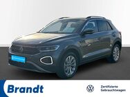 VW T-Roc, 1.0 TSI Life APP-CON DIGI CP, Jahr 2024 - Achim