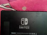 Nintendo Switch mit Zubehör - Obertshausen