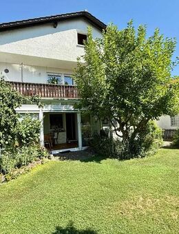 Gepflegtes Zweifamilienhaus in bester Lage! - Schierling
