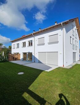 Großzügiges Reihenmittelhaus mit viel Platz für Familie und Arbeit in ruhiger Wohnlage von Bad Aibling - Bad Aibling