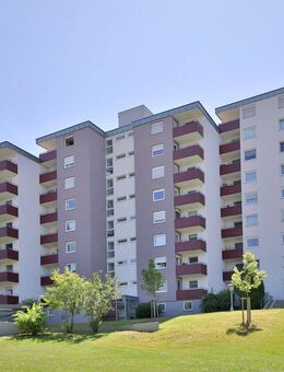 Helle und barrierefreie Drei-Zimmer-Wohnung mit Balkon und Fernblick in Schwieberdingen - Schwieberdingen