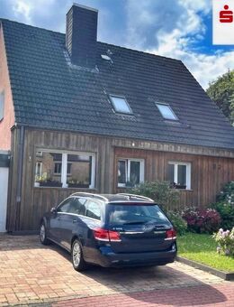 Freistehendes Zweifamilienhaus mit Garage und idyllischem Garten in der Lohwegsiedlung - Recklinghausen
