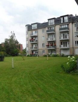 in zentraler Lage von Bonn, freundliche 2 Zimmerwohnung mit Balkon mit Personenaufzug plus TG - Stellplatz - Bonn