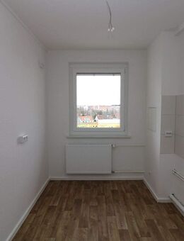 Hoch hinaus in eine moderne 2-RW...mit dem Aufzug kein Problem!!! - Freiberg