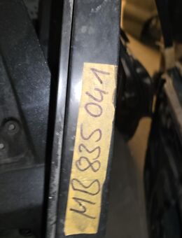 MB835041 Tür vorn links Mitsubishi Sigma - Hannover Vahrenwald-List