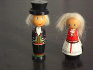 2 Holz Figuren Puppen handbemalt Tracht Norwegen Vintage Deko zus. 9,- - Flensburg