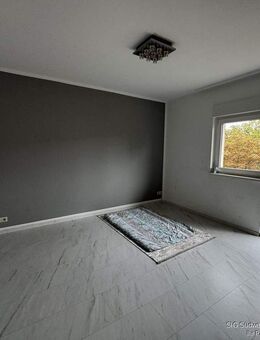 3-Zimmer-Wohnung in 4 OG ohne Aufzug ! gepflegtem Anwesen - Karlsruhe-Ost - Karlsruhe