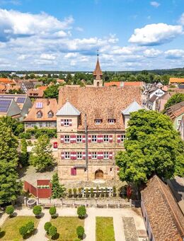 Stadtschloss energetisch & baubiologisch modernisiert - Wohnen und Arbeiten unter einem Dach - Feucht