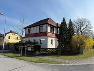 Zweifamilienhaus mit Nebengebäude & Werkstatt - vielseitig nutzbar, solide Bausubstanz und viel Potenzial - Schwepnitz