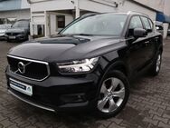 Volvo XC40, Momentum, Jahr 2021 - Darmstadt