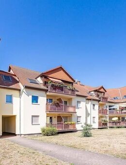 Attraktive Dachgeschosswohnung mit langfristigem Mietverhältni - Schönefeld