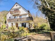 Tolles Haus mit Einliegerwohnung für Naturliebhaber! Grundstück mit Bach ! Mehrgenerationenhaus - Badenweiler