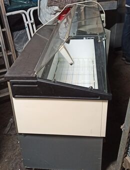 Speise-Eis-Verkaufstheke - Berlin
