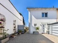 Hinterhaus neuwertig, effizient, begehrt - Vorderhaus als smarte Investition - Karlsruhe
