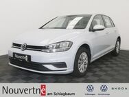 VW Golf, 1.0 TSI VII Trendline, Jahr 2017 - Solingen (Klingenstadt)