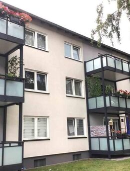 Gut geschnittene 2,5 Zimmer Wohnung mit großem Balkon! - Bielefeld
