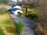 Herzensangelegenheit - Gepflegtes Einfamilienhaus mit sonnigem Garten - Schöffengrund